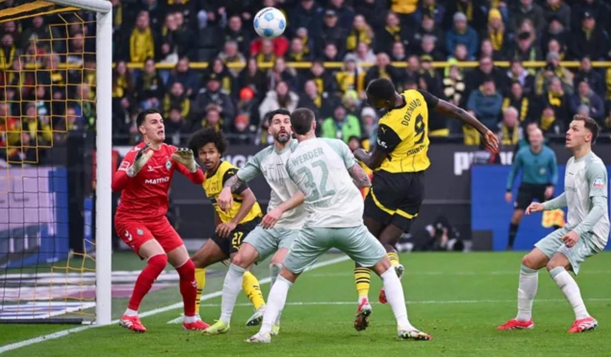 开云体育中国-德甲赛场乌龙球频出，势坐稳榜首的简单介绍